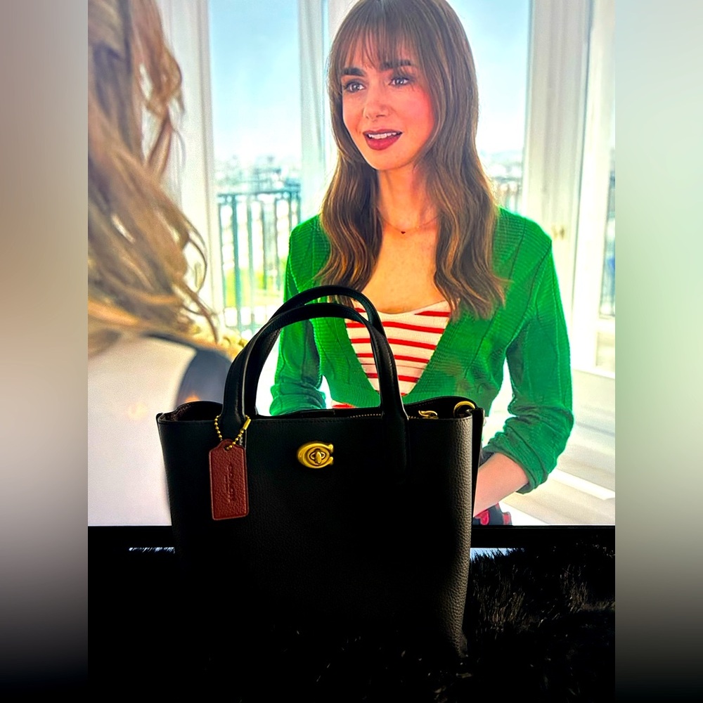 ❤️‍🔥Coach Black Leather Willow Tote